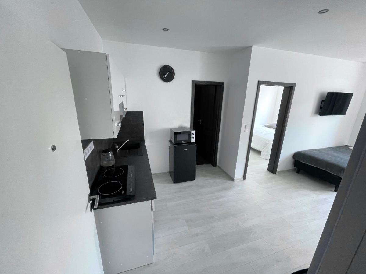 Mg Apartments Штурово Экстерьер фото