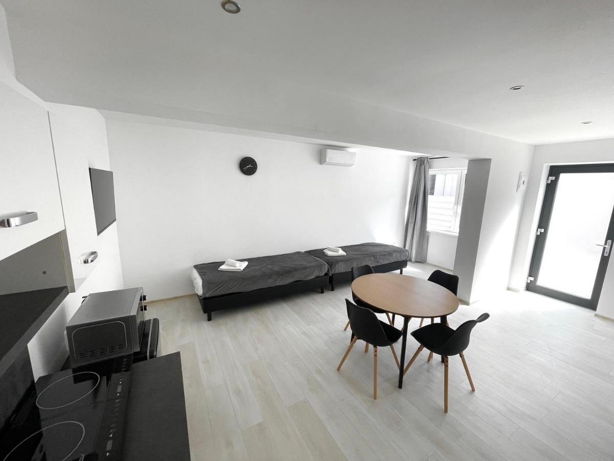 Mg Apartments Штурово Экстерьер фото