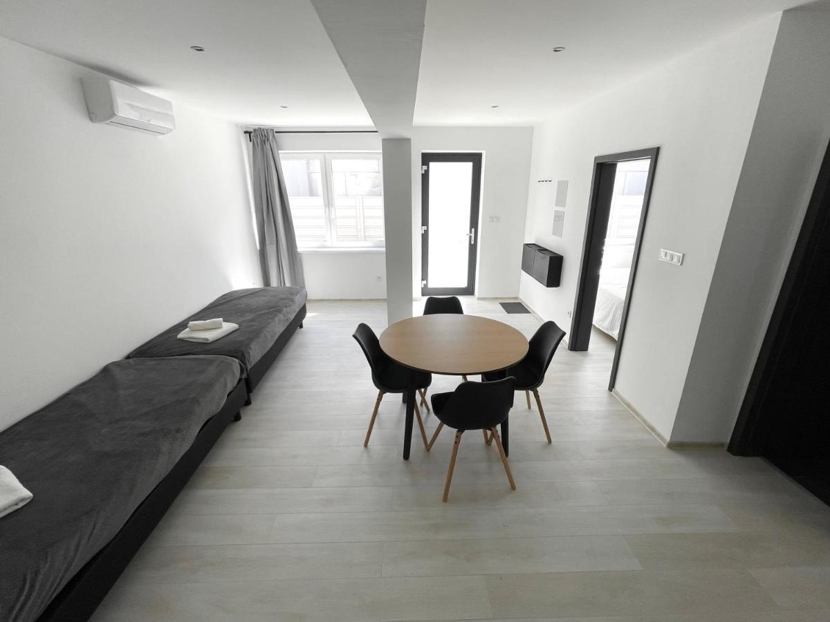 Mg Apartments Штурово Экстерьер фото